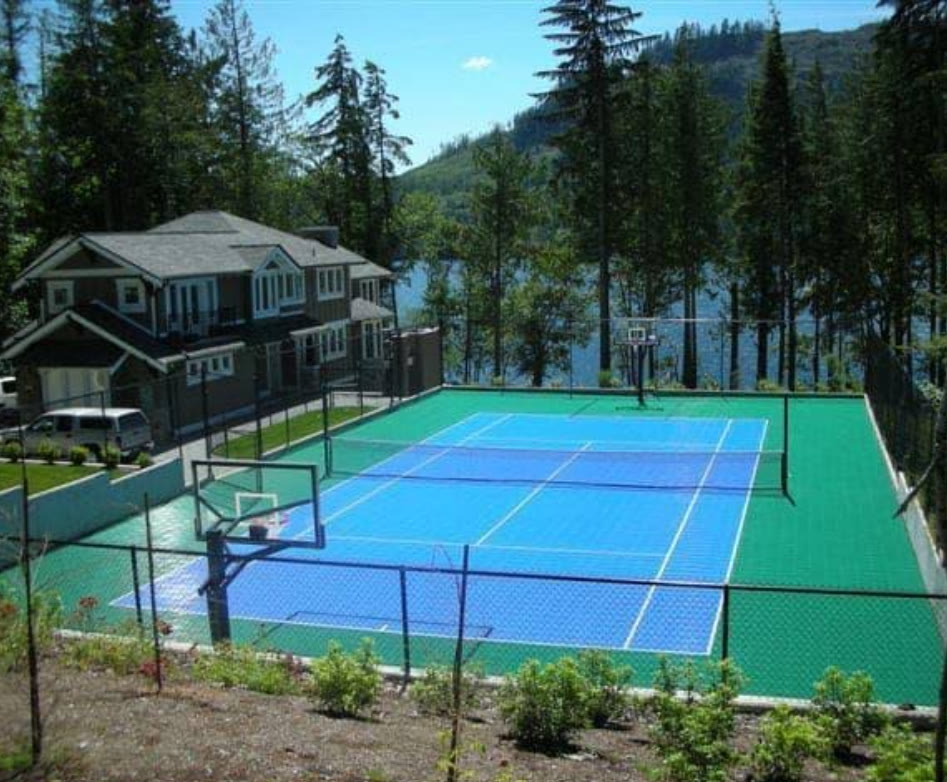 Lakeside residential tennis court in Georgia
